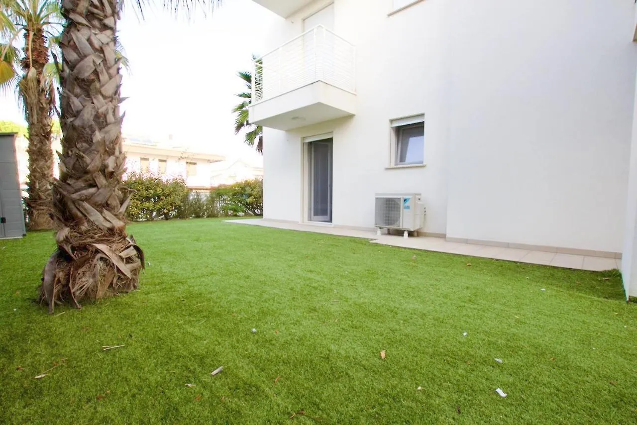Gf Residence - Home Immobiliare Jesolo Apartment